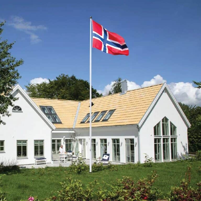Flaggstang: høyde, flaggstørrelse og flaggregler