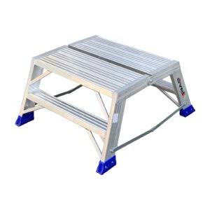 Punto Space industribukk i aluminium med 2x2 trinn og stor plattform